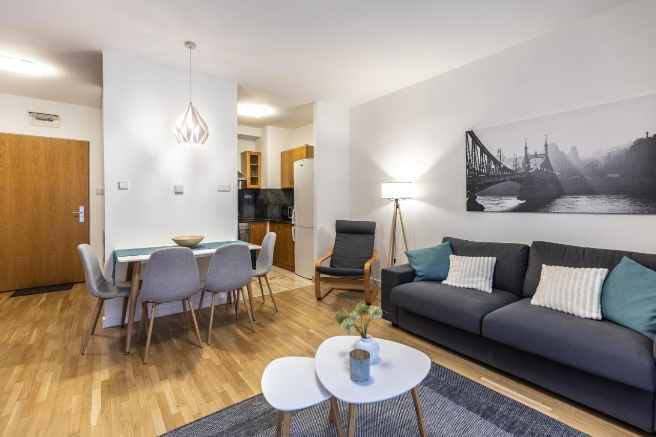 Pleasure Place Apartment Budapest Esterno foto