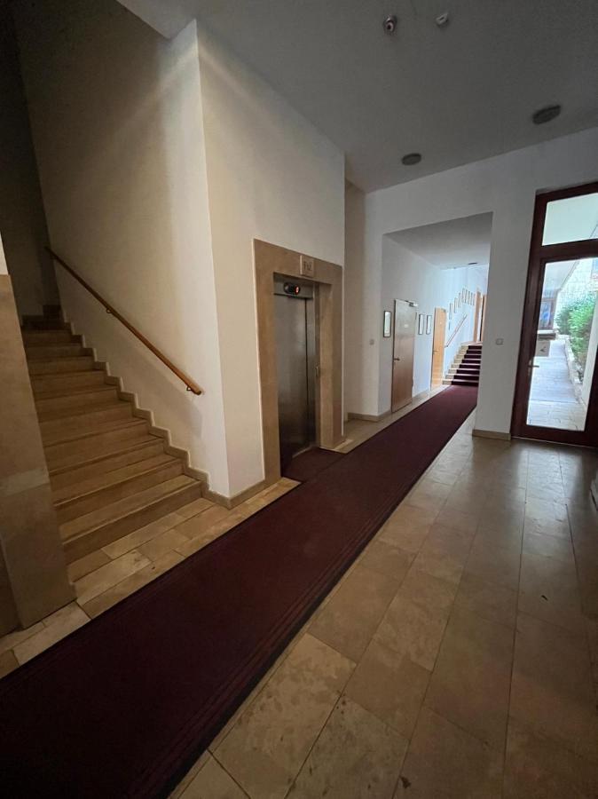 Pleasure Place Apartment Budapest Esterno foto