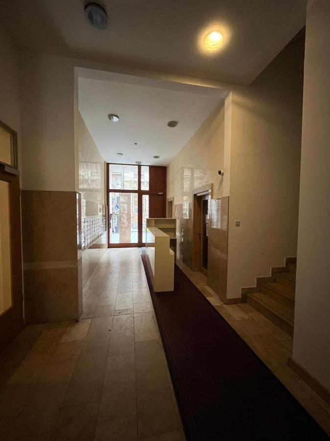 Pleasure Place Apartment Budapest Esterno foto